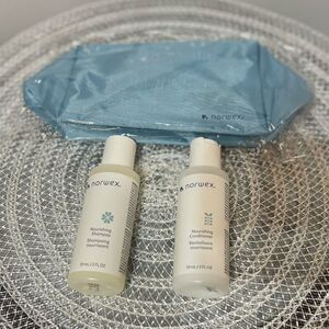 Norwex Travel Shampoo and Conditioner with Travel Bag NWT